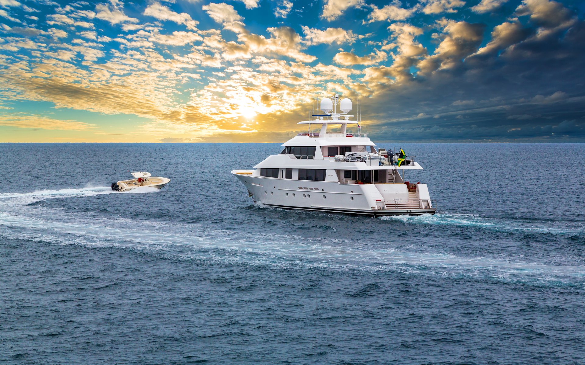 océan yacht bateau vagues cyclone ciel nuages