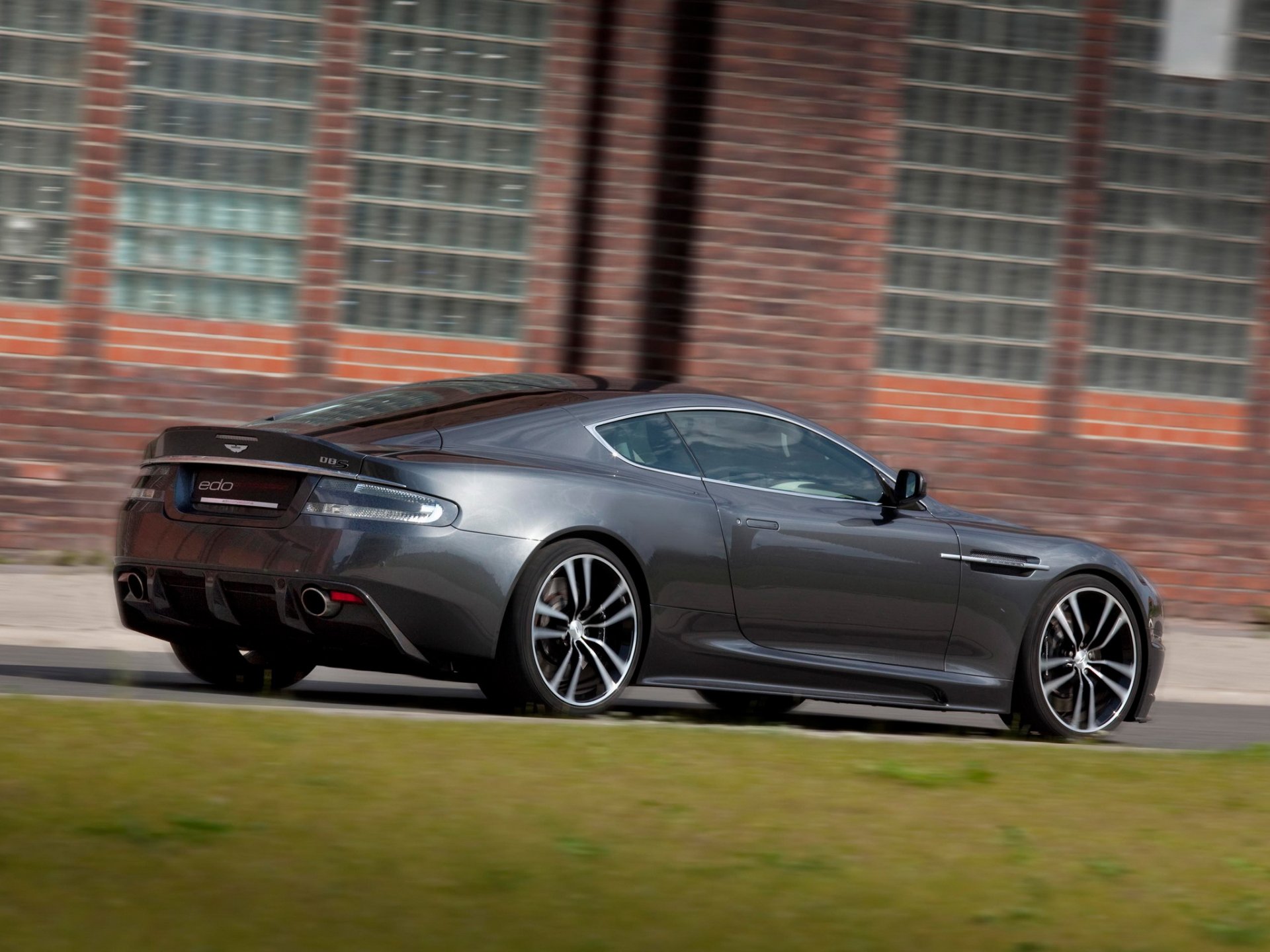 edo competition aston martin dbs voiture supercar