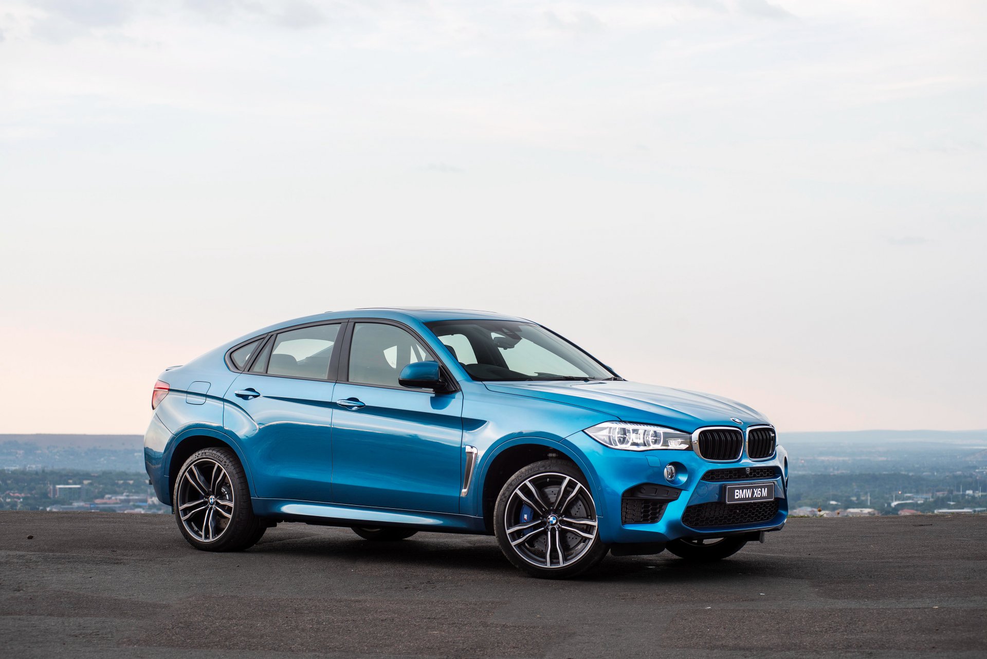 2015 г. bmw x6 м za-spec f16 бмв паркетник