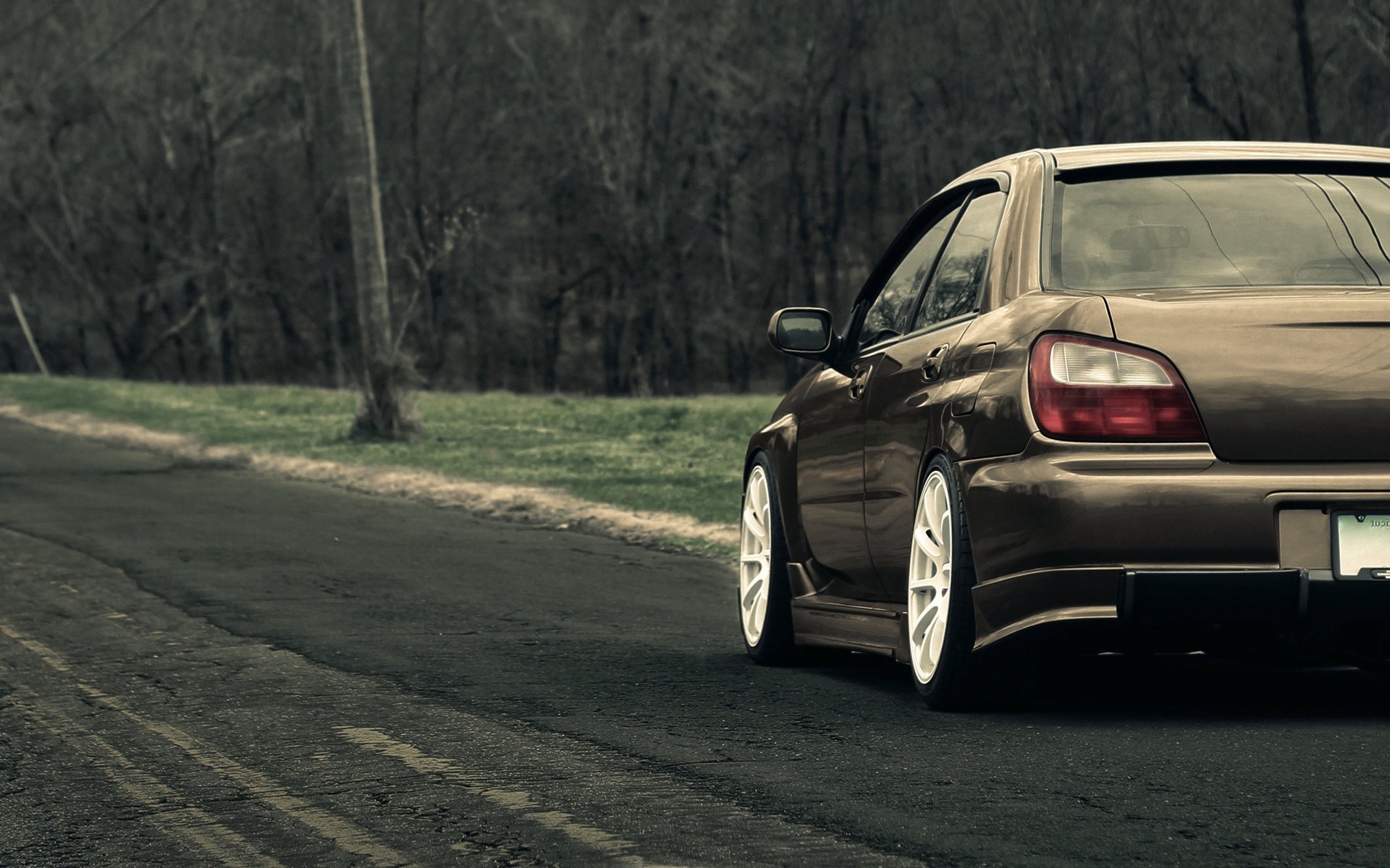 ubaru subaru wrx voitures photo route voitures auto or tuning forêt paysage fond vitesse voitures transport véhicules