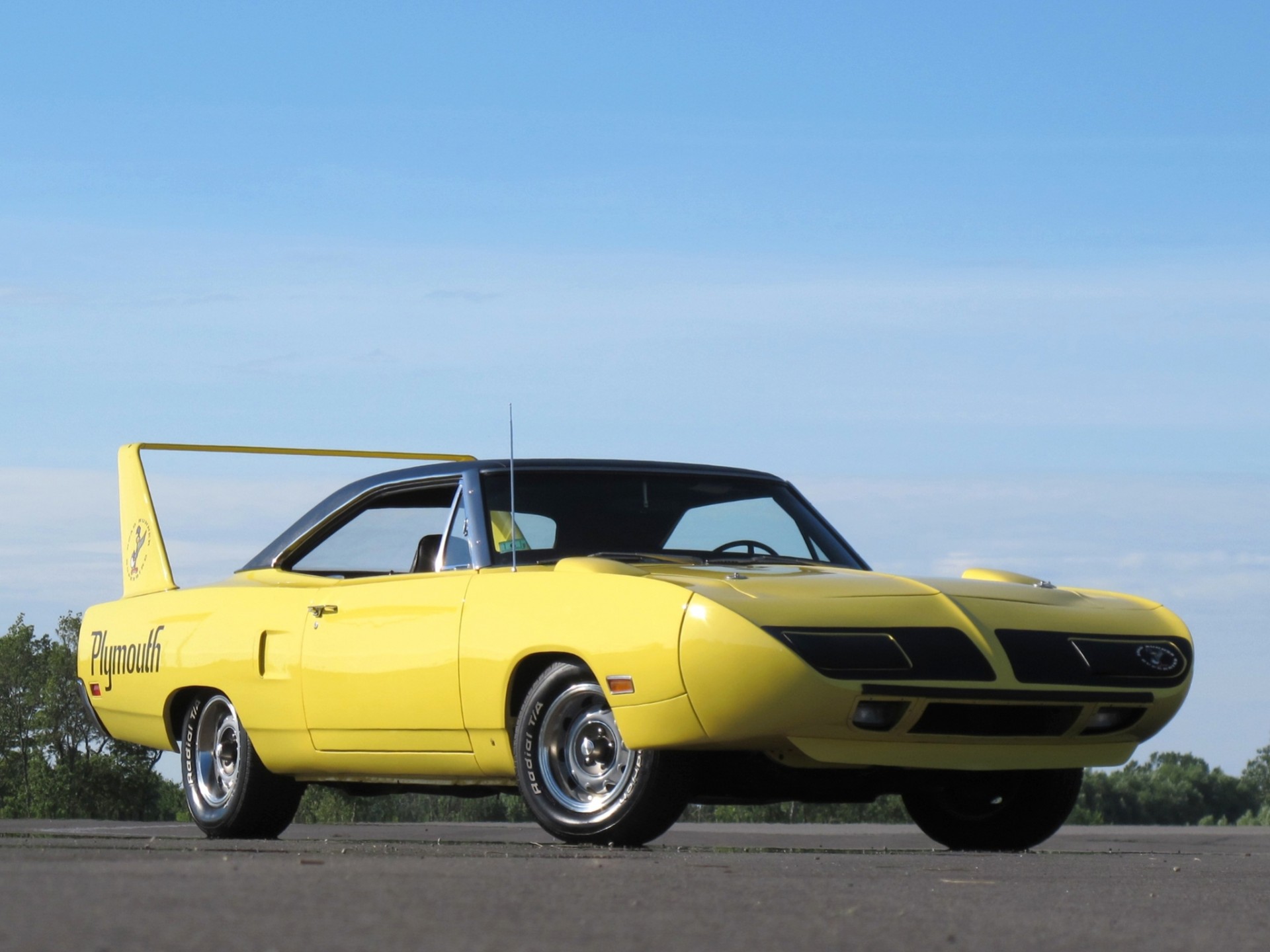 giallo mopar classico