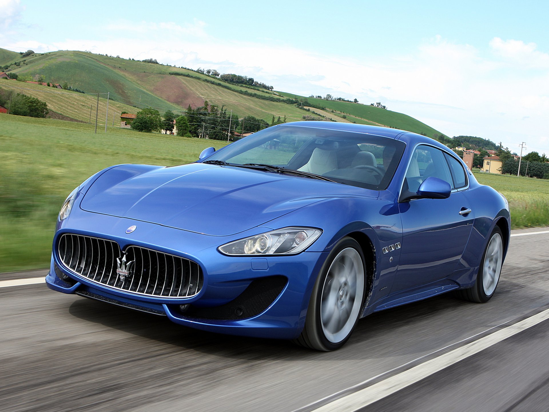 maserati granturismo deporte coche carretera velocidad