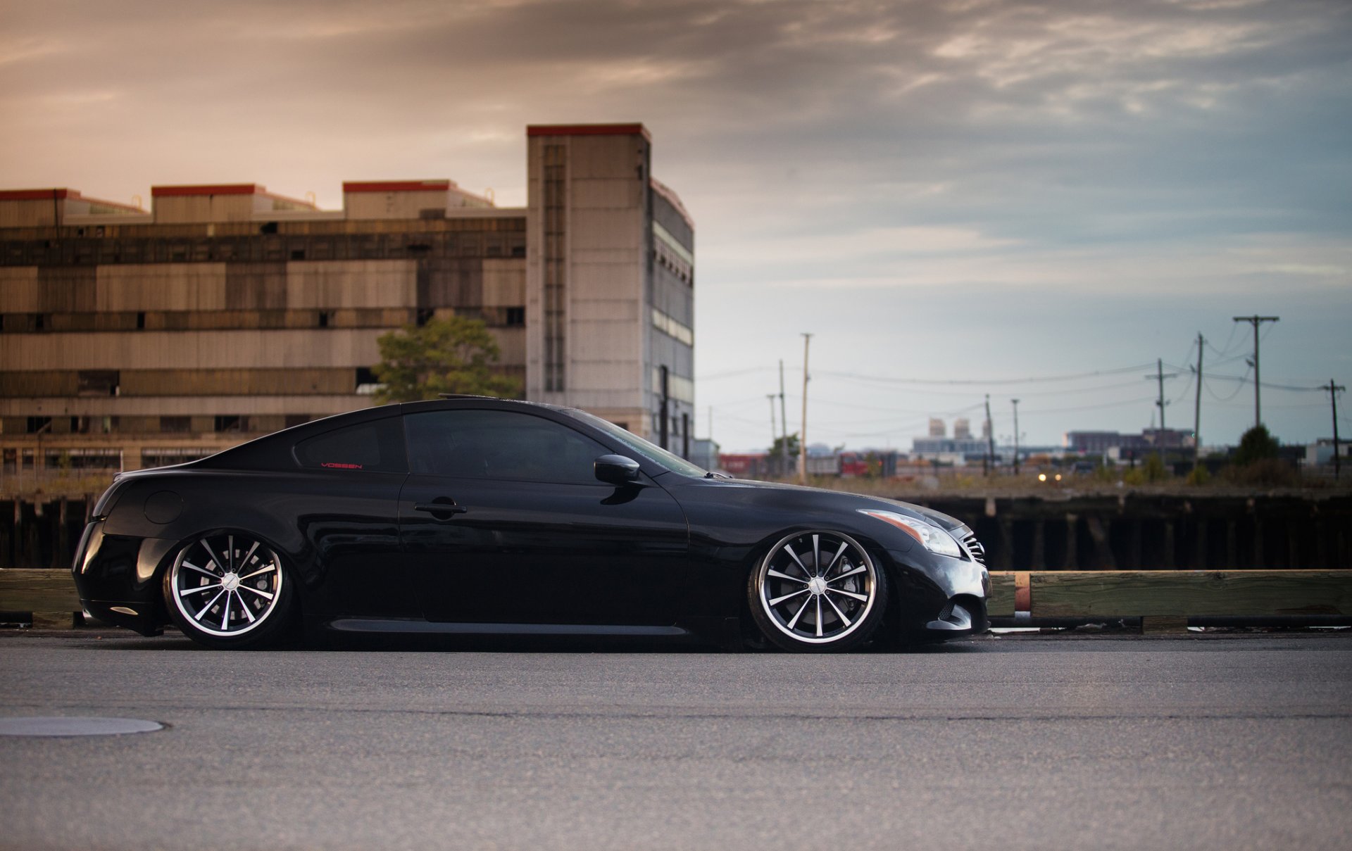 infiniti g37 vossen tuning infiniti seitlich felgen