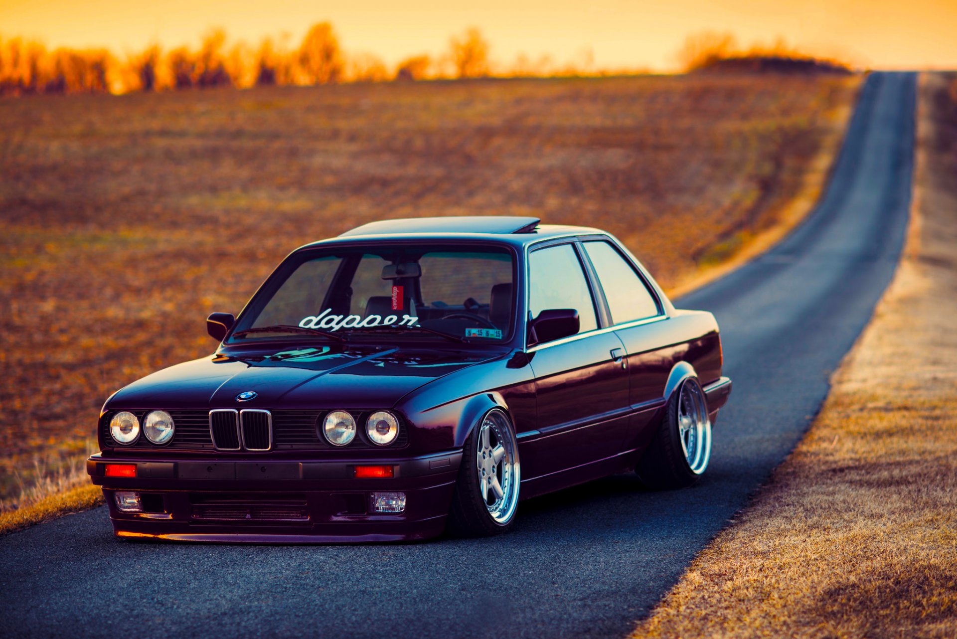 bmw e30 posizione dapper auto nero anteriore luce sole larghezza