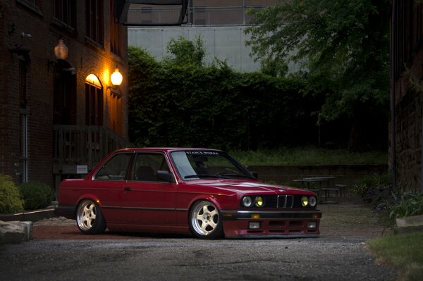 Image de la voiture rouge classique bmw