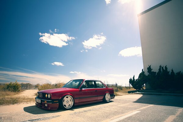 Tuning BMW avec des disques sur la nature