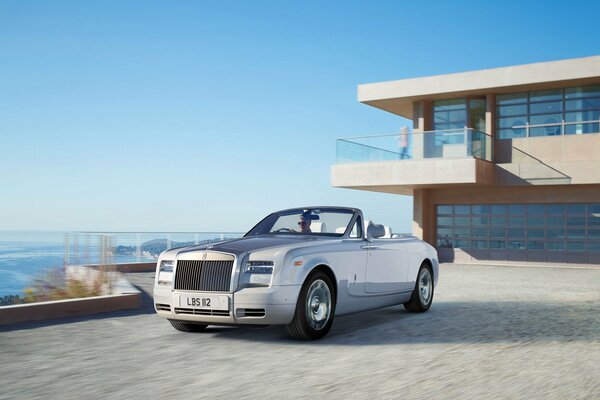 Rolls-royce convertible vista frontal