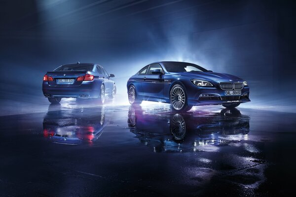 Blu BMW bi turbo posteriore e anteriore