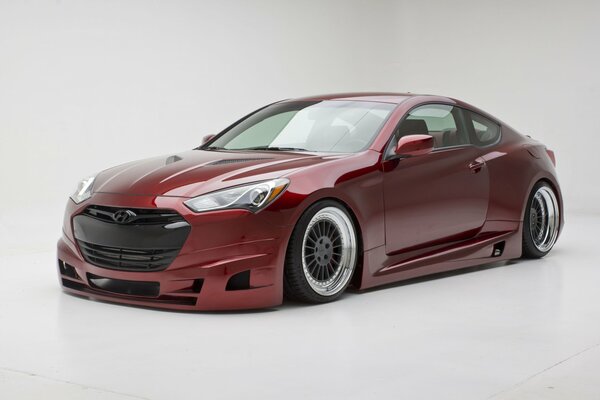 Hyundai Genesis color rojo, Tuning