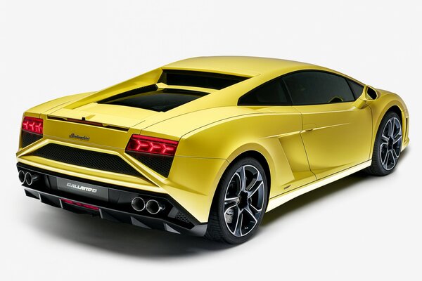 Lamborghini gallardo jaune 2013