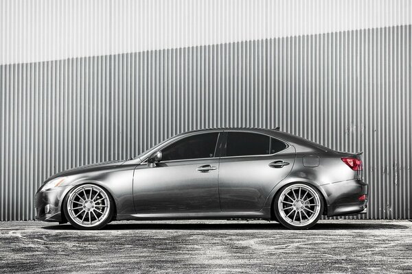 Image gris voiture lexus is stands