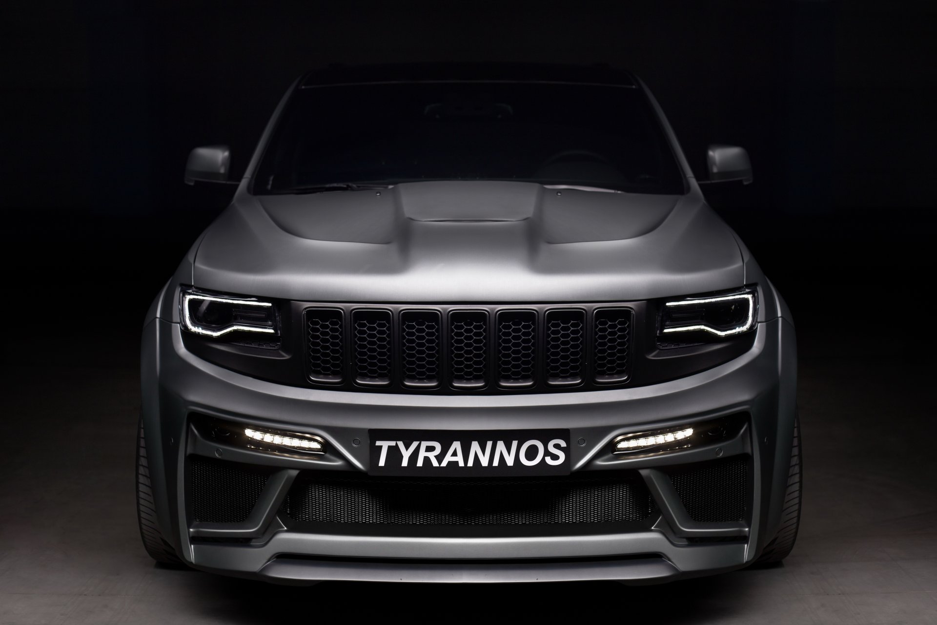 jeep grand cherokee cento-8 tyranno