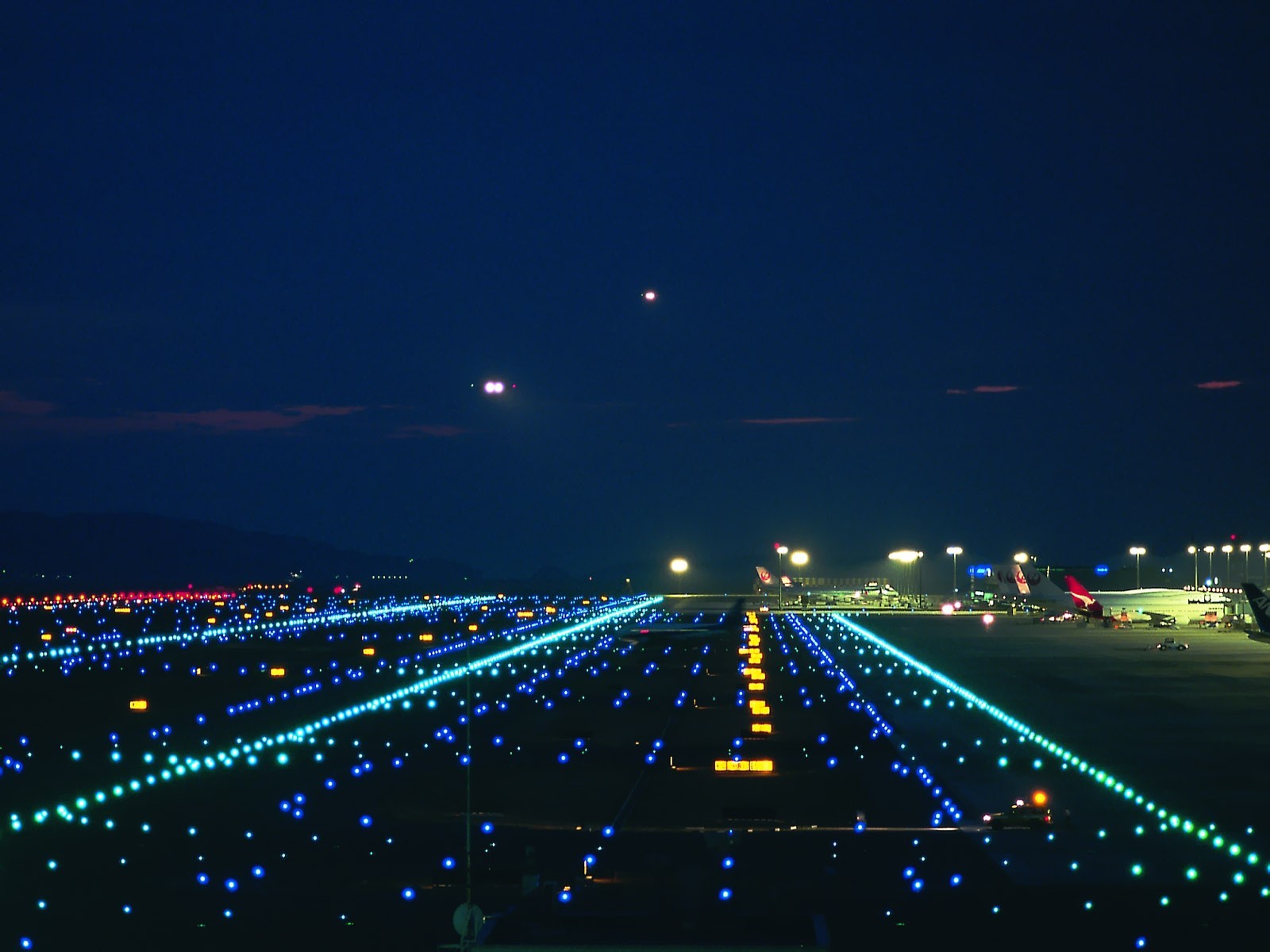 aeroporto luci pista