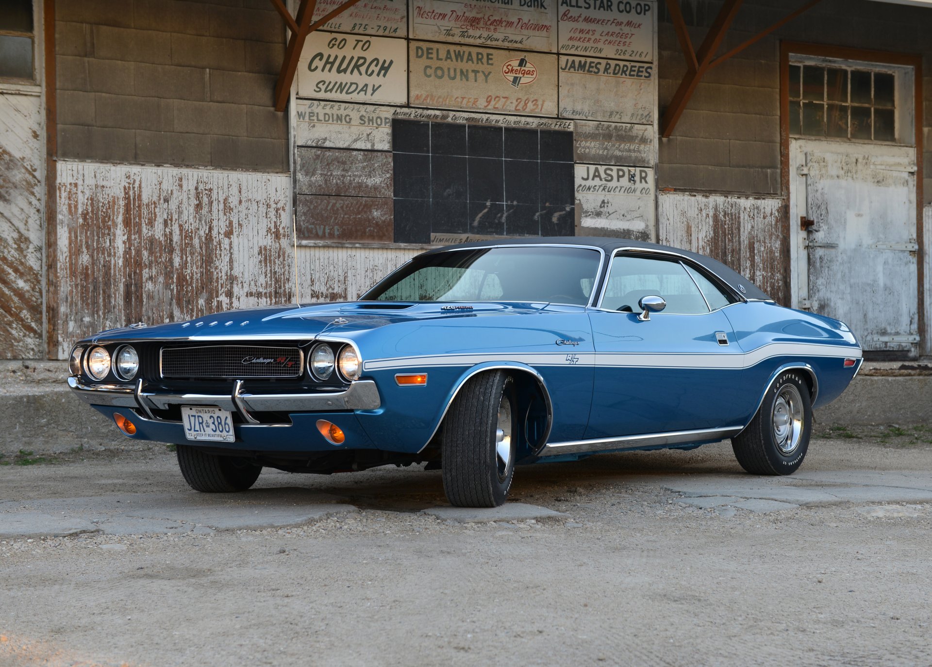 увернуться challenger r / t se 426 hemi js29 додж челленджер