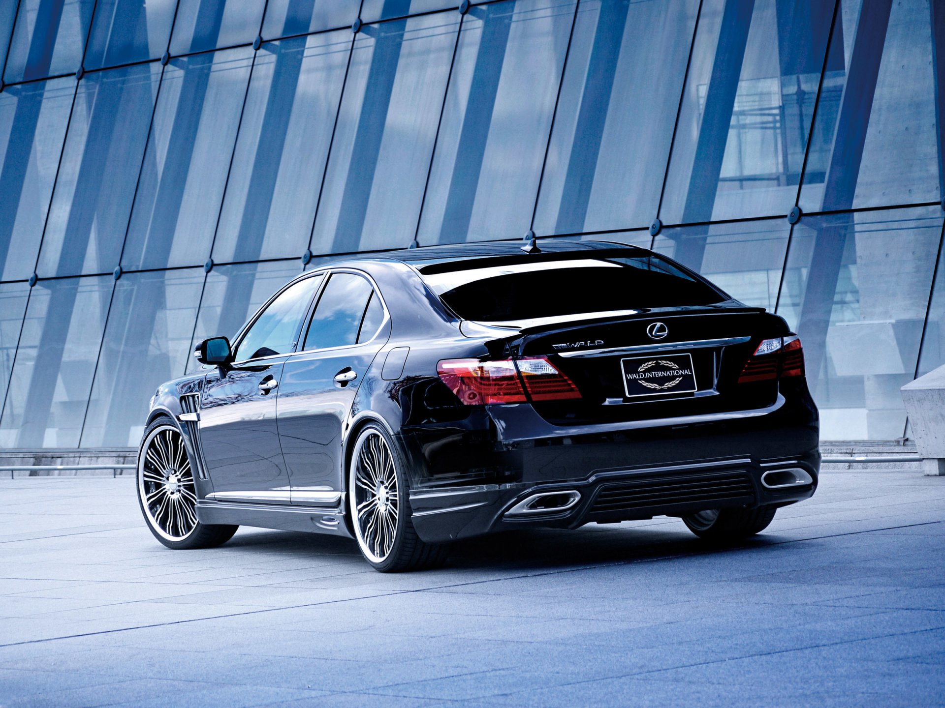 wald lexus ls exucutive