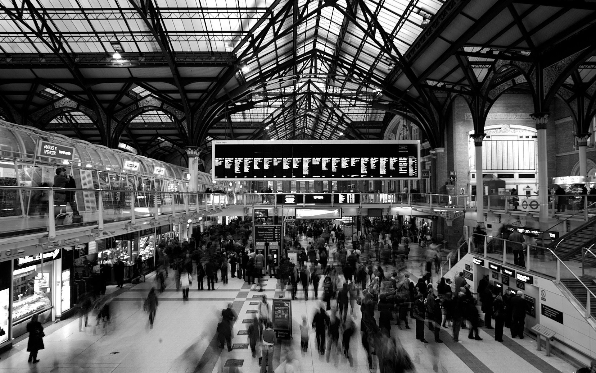 horario marcador londres estación tren gente estación inglaterra ajetreo fondo parís