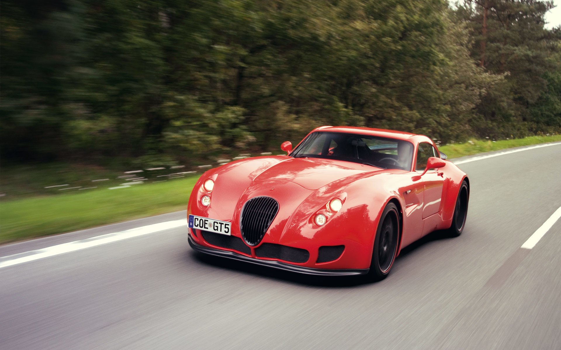 wiesmann gt mf5 carretera bosque contornos of power