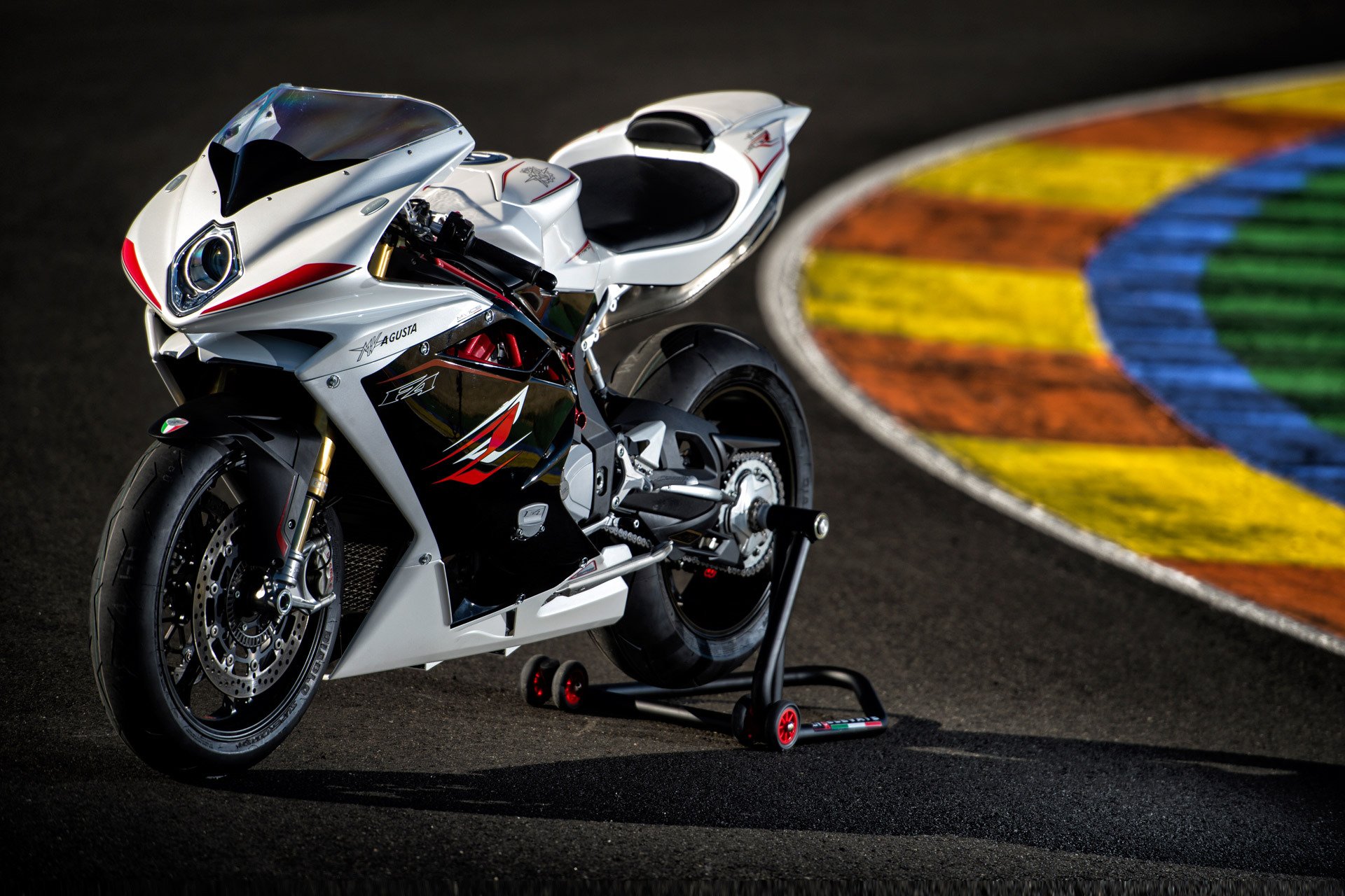 mv agusta ф4 рублей белый мотоцикл суперспорт трек