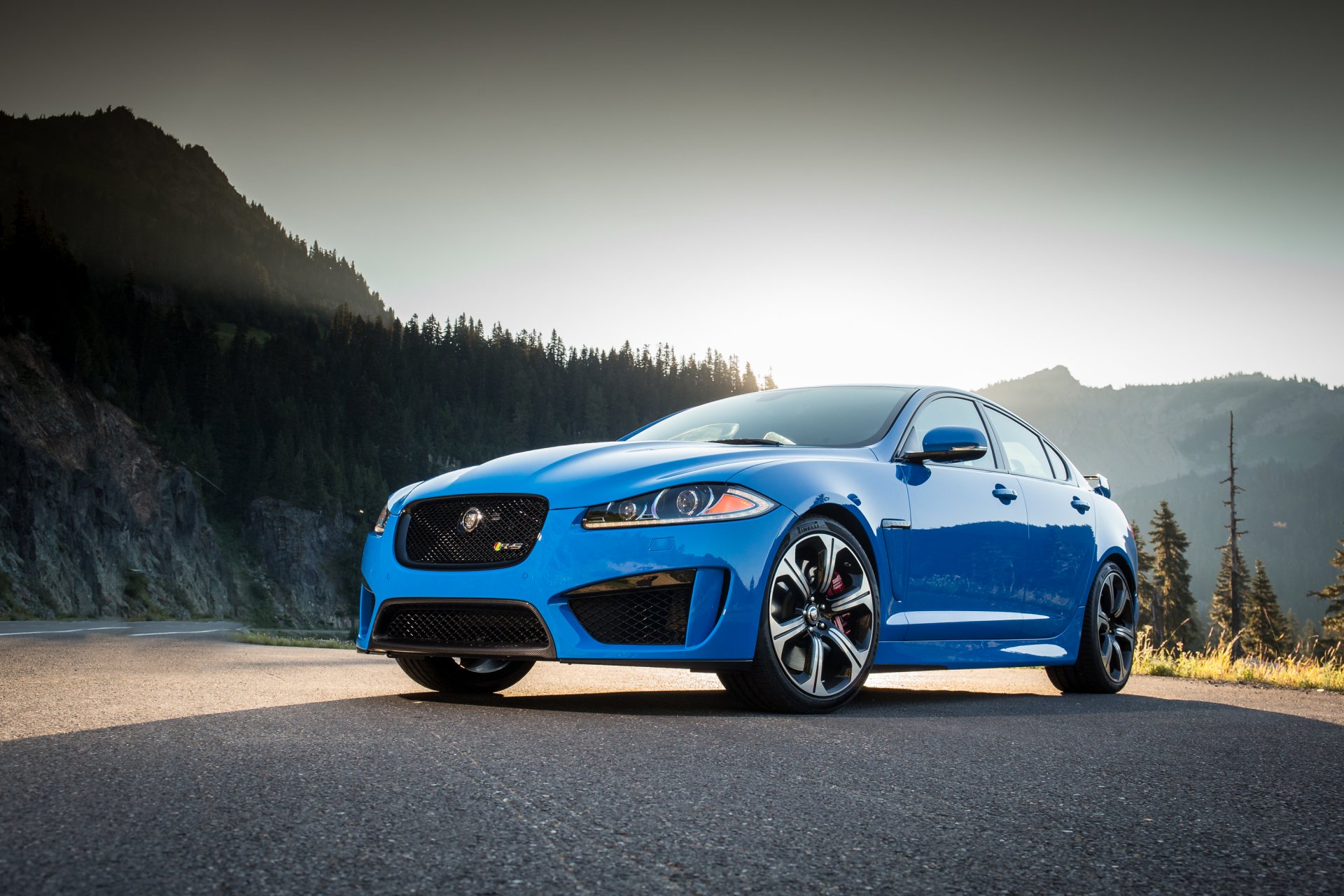 jaguar xfr-s blu