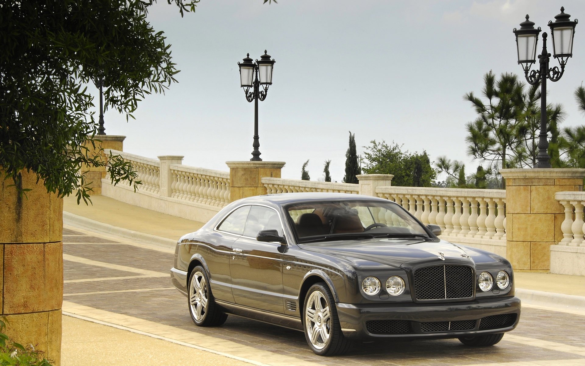 bentley brookland samochód kupe przód bentley