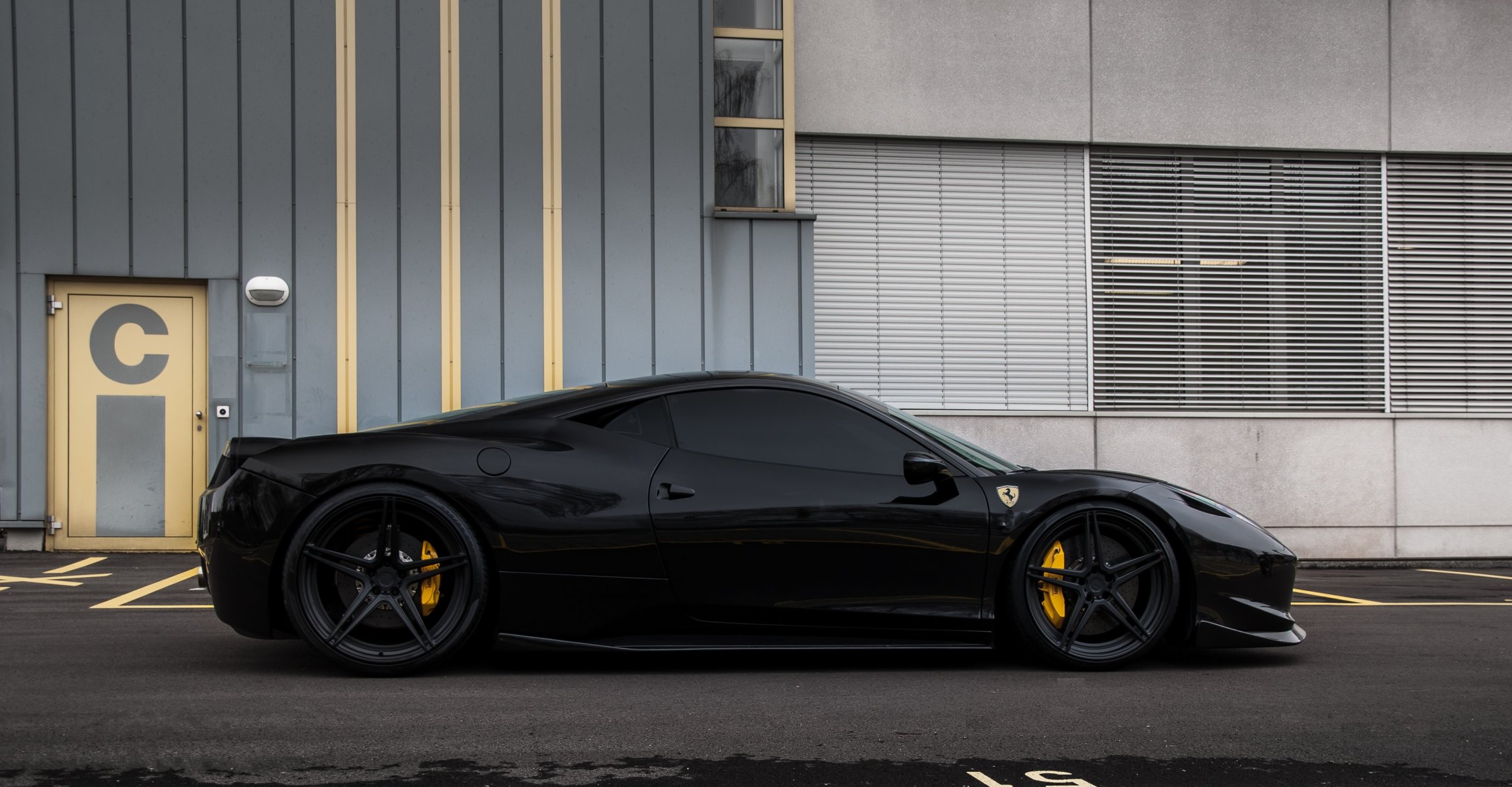 ferrari 458 italia negro ruedas ferrari italia perfil llantas tintado edificio ventanas