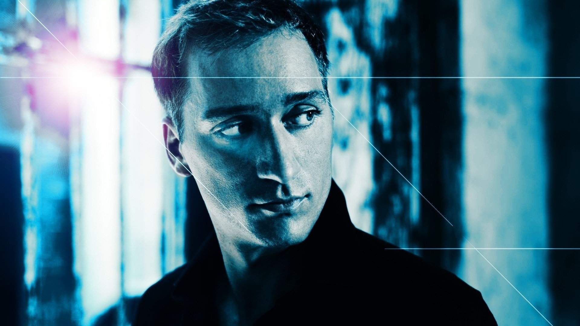 paul van dyk trancemusic dj twarz spojrzenie zdjęcie niebieskie tło promień okno portret oczy