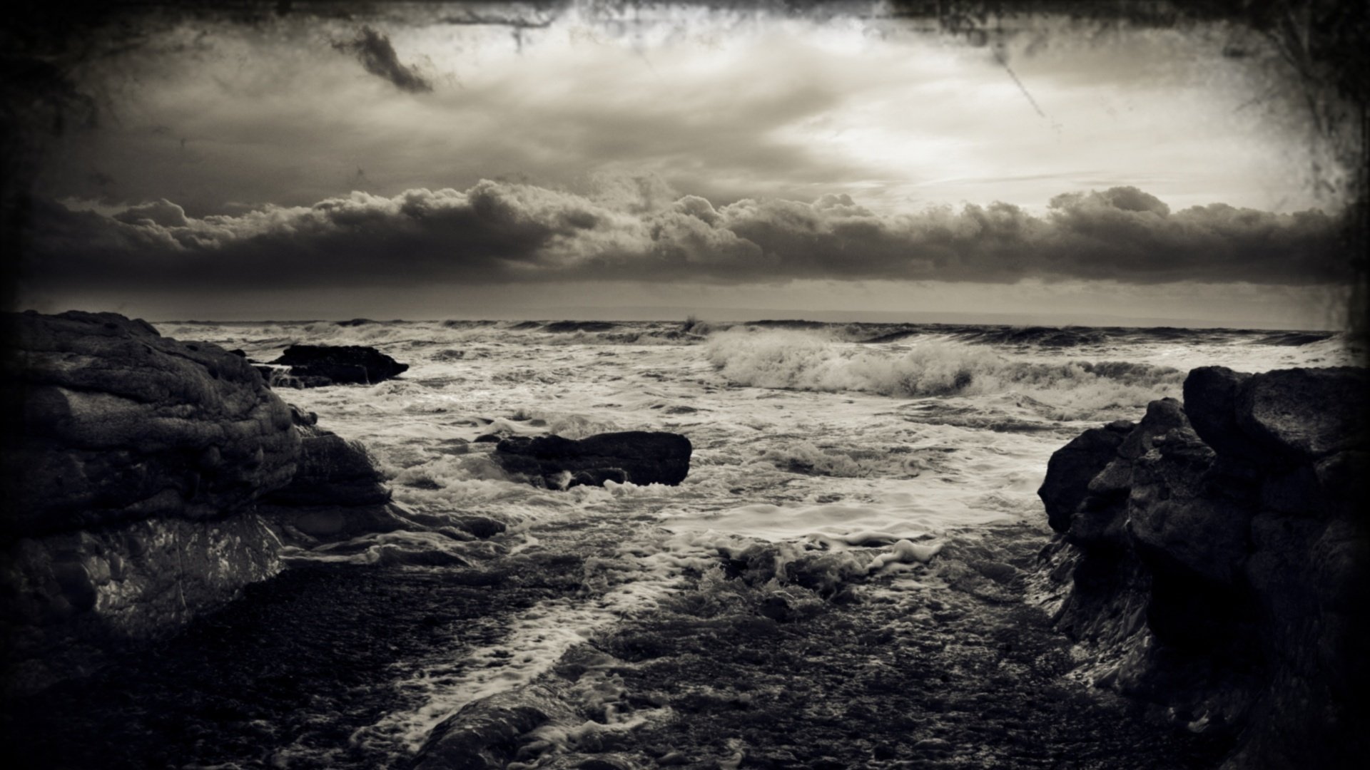 noir et blanc paysage mer nature tempête nuages marine vagues mousse pierres vent eau ciel gris tempête rouge ble côte nuages horizon noir et blanc vue noir et blanc