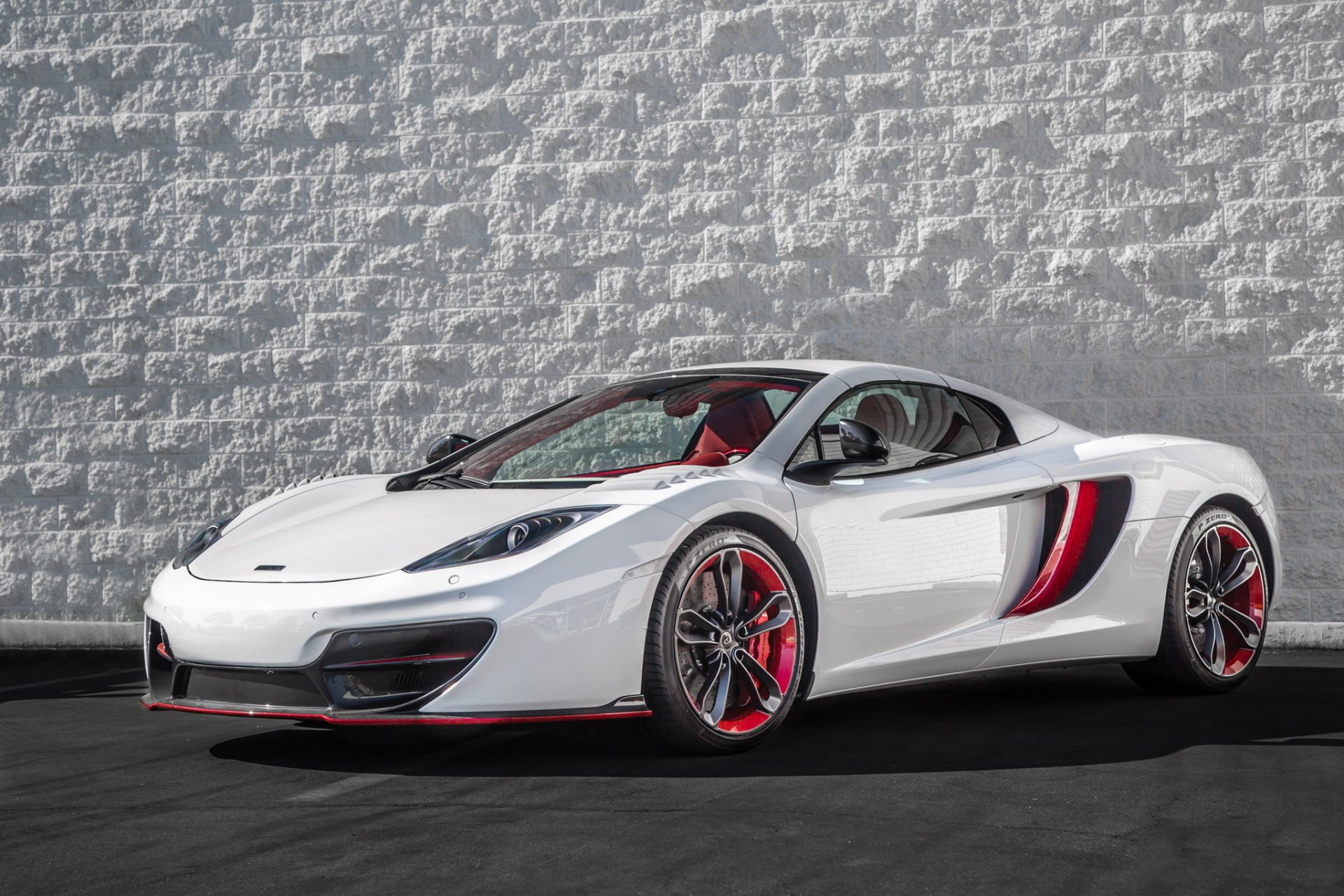 mclaren mp4-12c bianco rosso