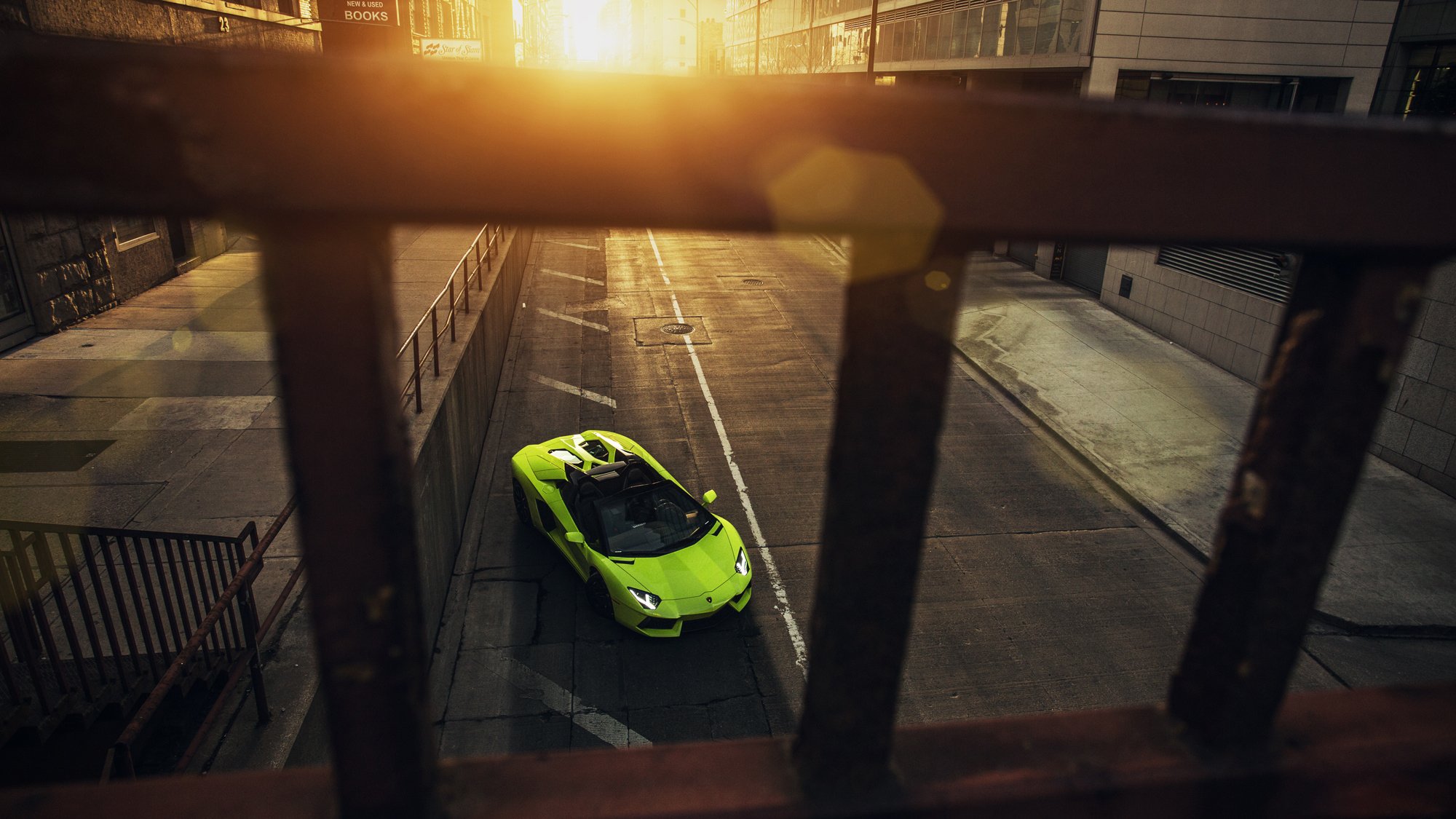 lamborghini aventador lp700-4 roadster green supercar city downtown chicago sunset front