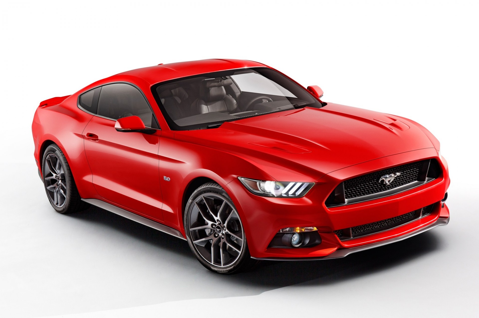 2015 rosso ford nuovo