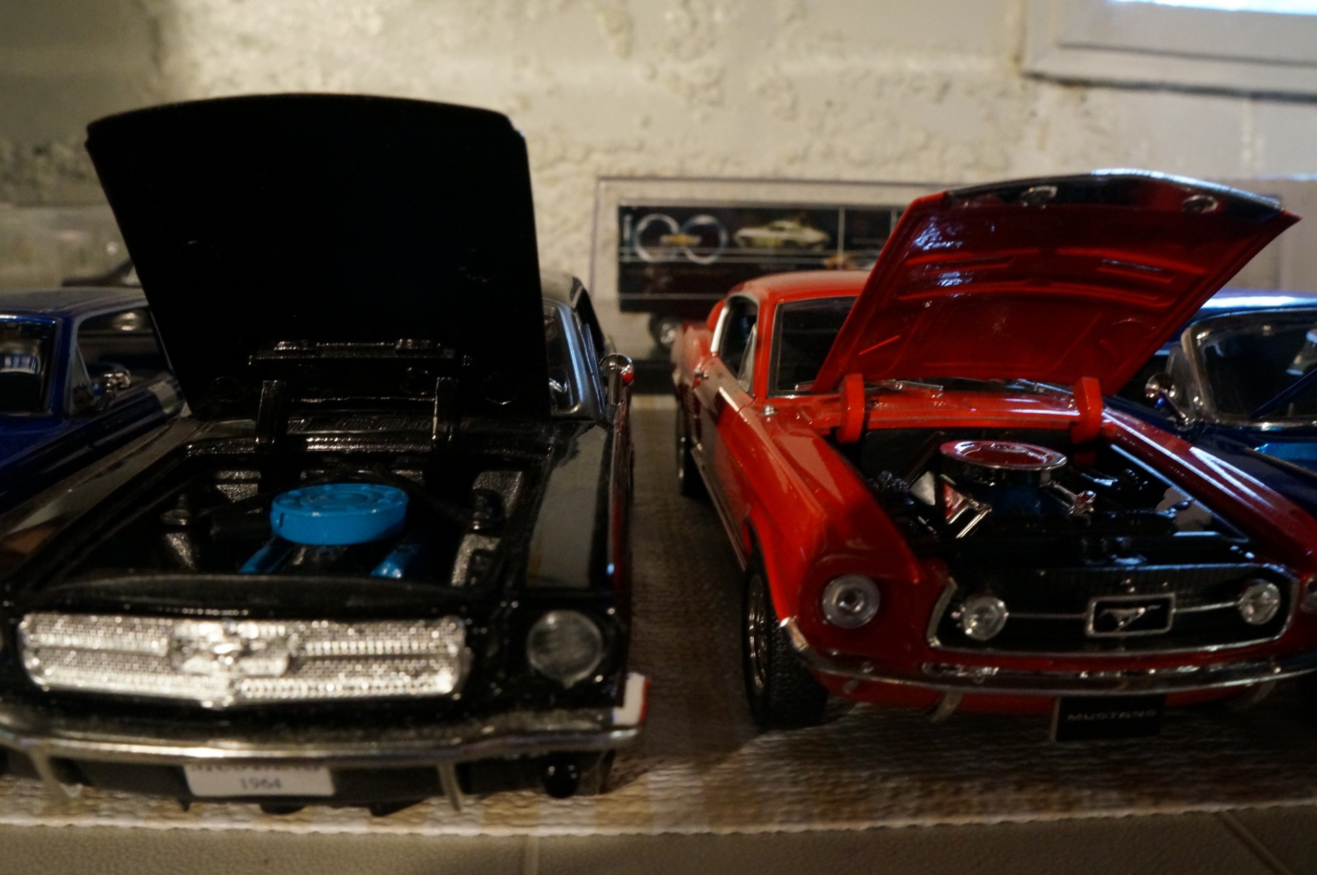 coche del músculo rojo mustang negro músculo americano coche del músculo mustang rojo