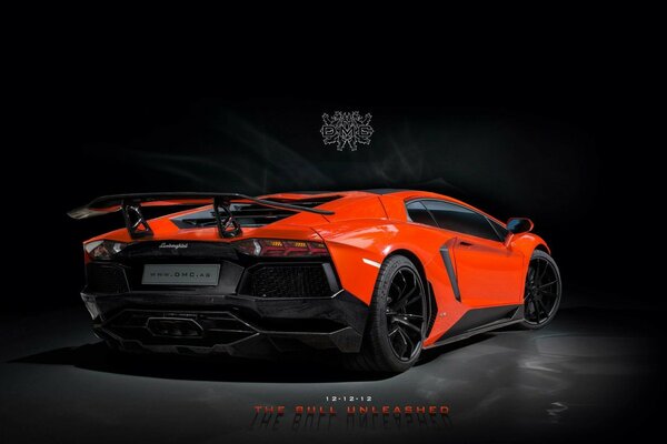 Lamborghini Hermosa foto del coche. Coche deportivo. Bonito coche. carrera