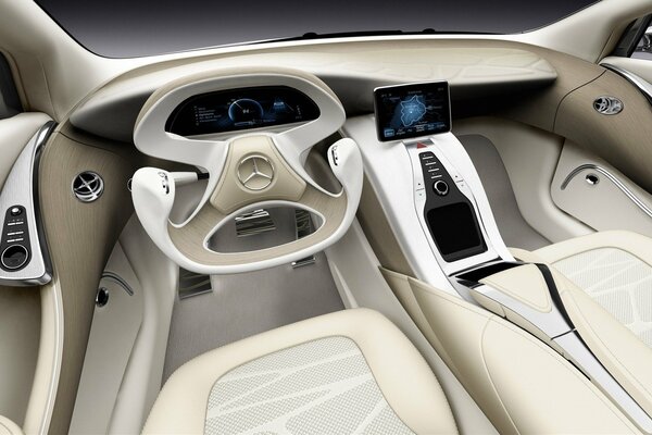 Mercedes-benz Concept en colores claros