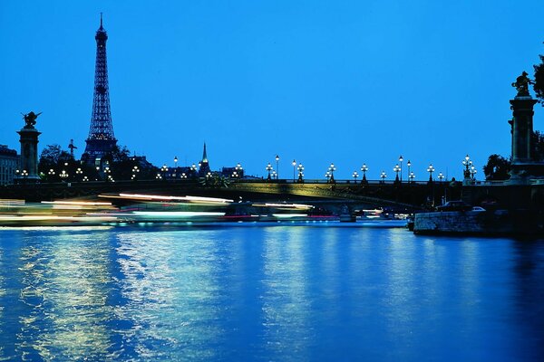 Paris at night. River. Bridge