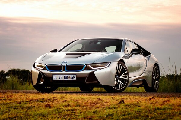 2015, bmw, i8, za-spec hermosa puesta de sol campo en la naturaleza