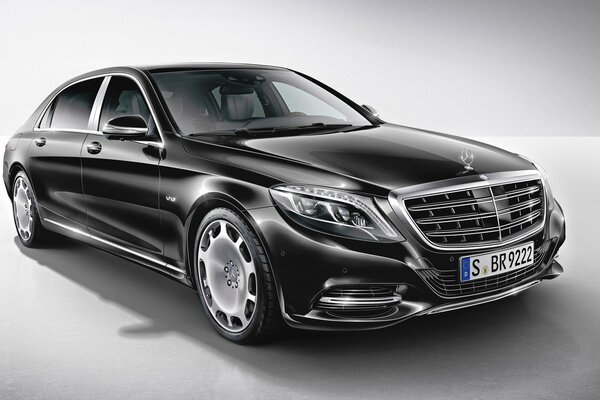 Mercedes Maybach S600 is only for real men