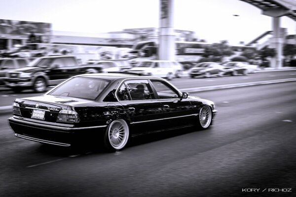 Black boomer on the move on the streets of the city