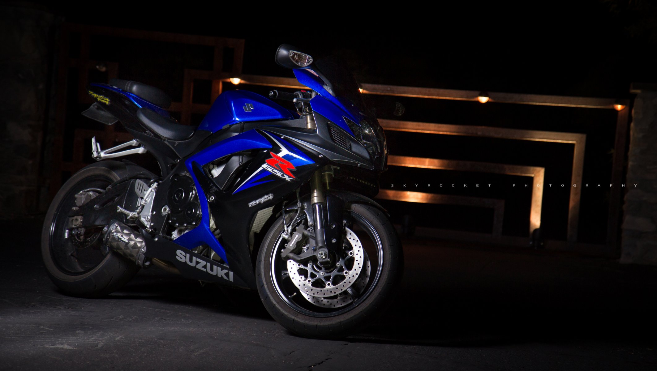 uzuki gsx-r600 blue bicycle supersport suzuki motorcycle light