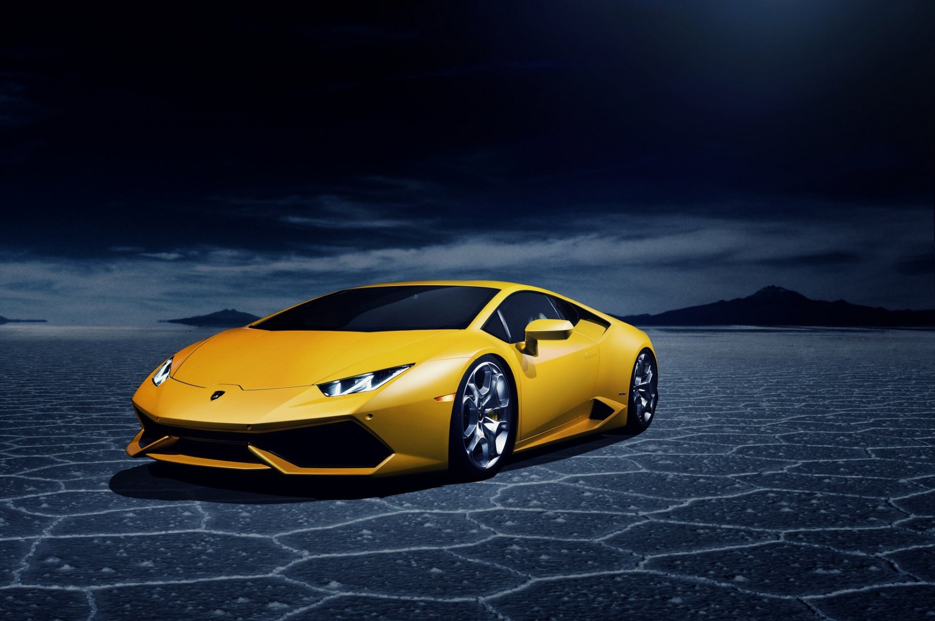 lamborghini huracan lp 610-4 lb724 żółty pustynia