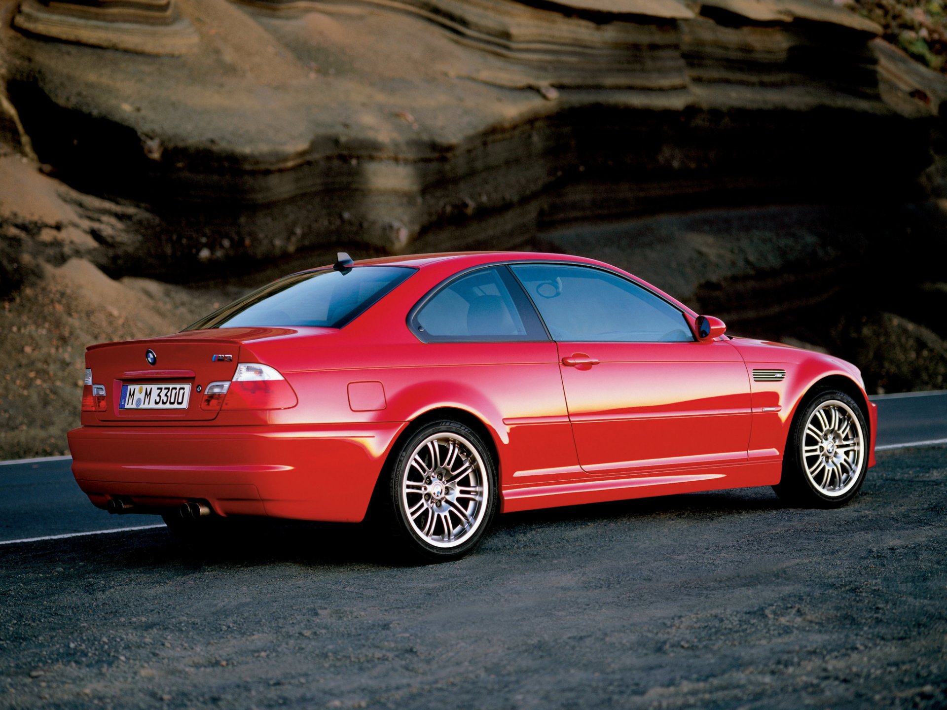 bmw e46 m3 série 3 bmw troïka coupé rouge voiture de sport bavière allemagne voitures de tourisme voitures auto transport voiture rouge véhicules à moteur