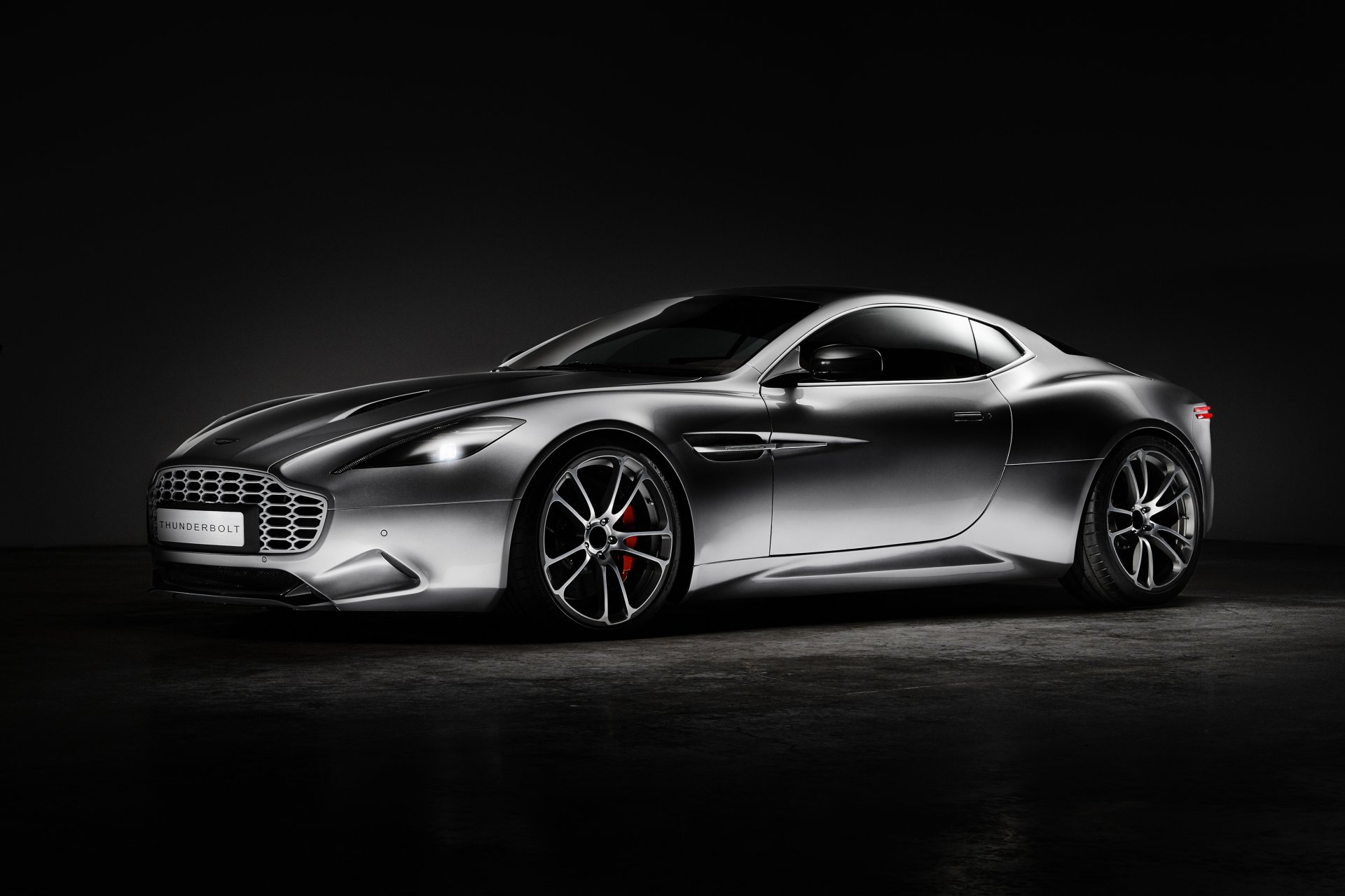 2015 г. галпин aston martin thunderbolt астон мартин суперкар