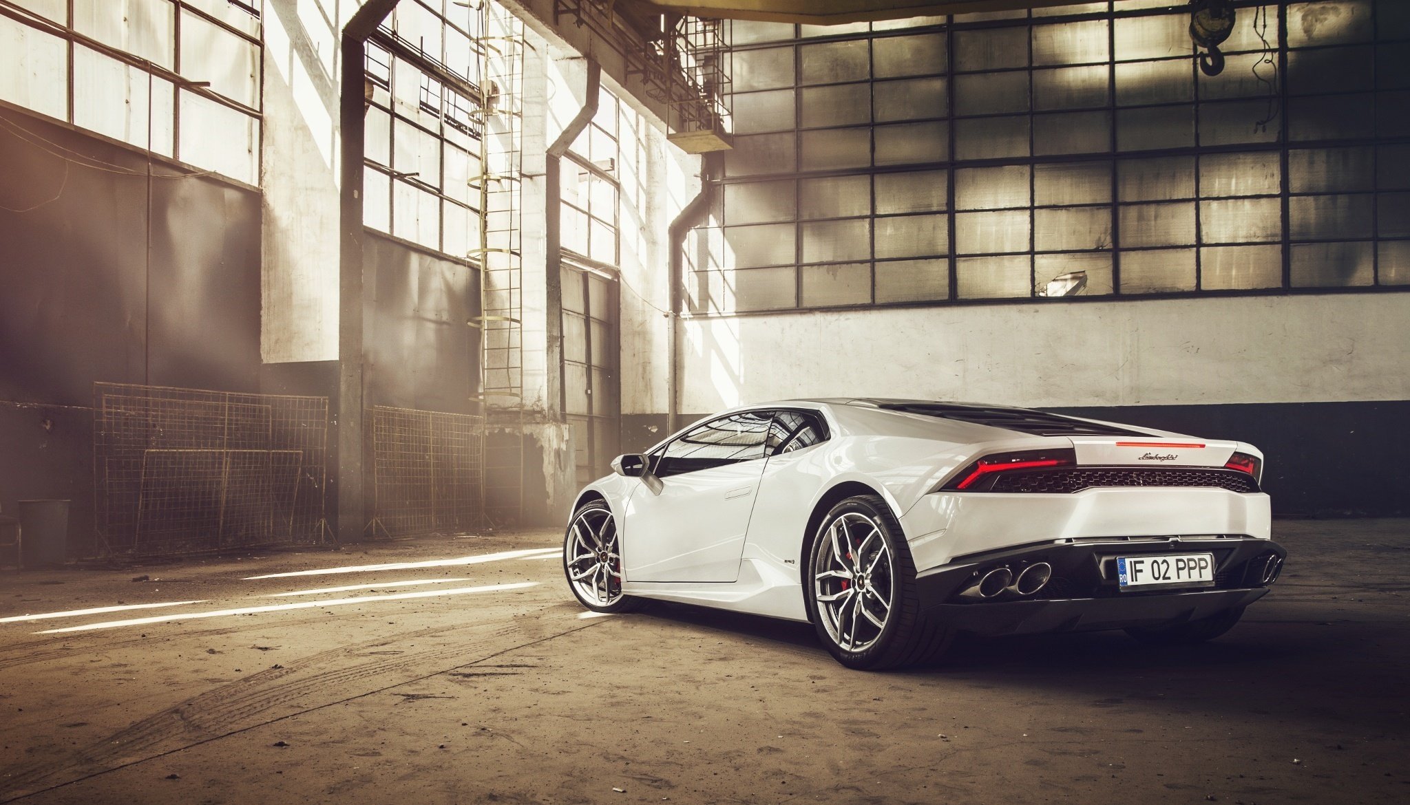 lamborghini huracan lp610-4 supercar 2014 biały tył