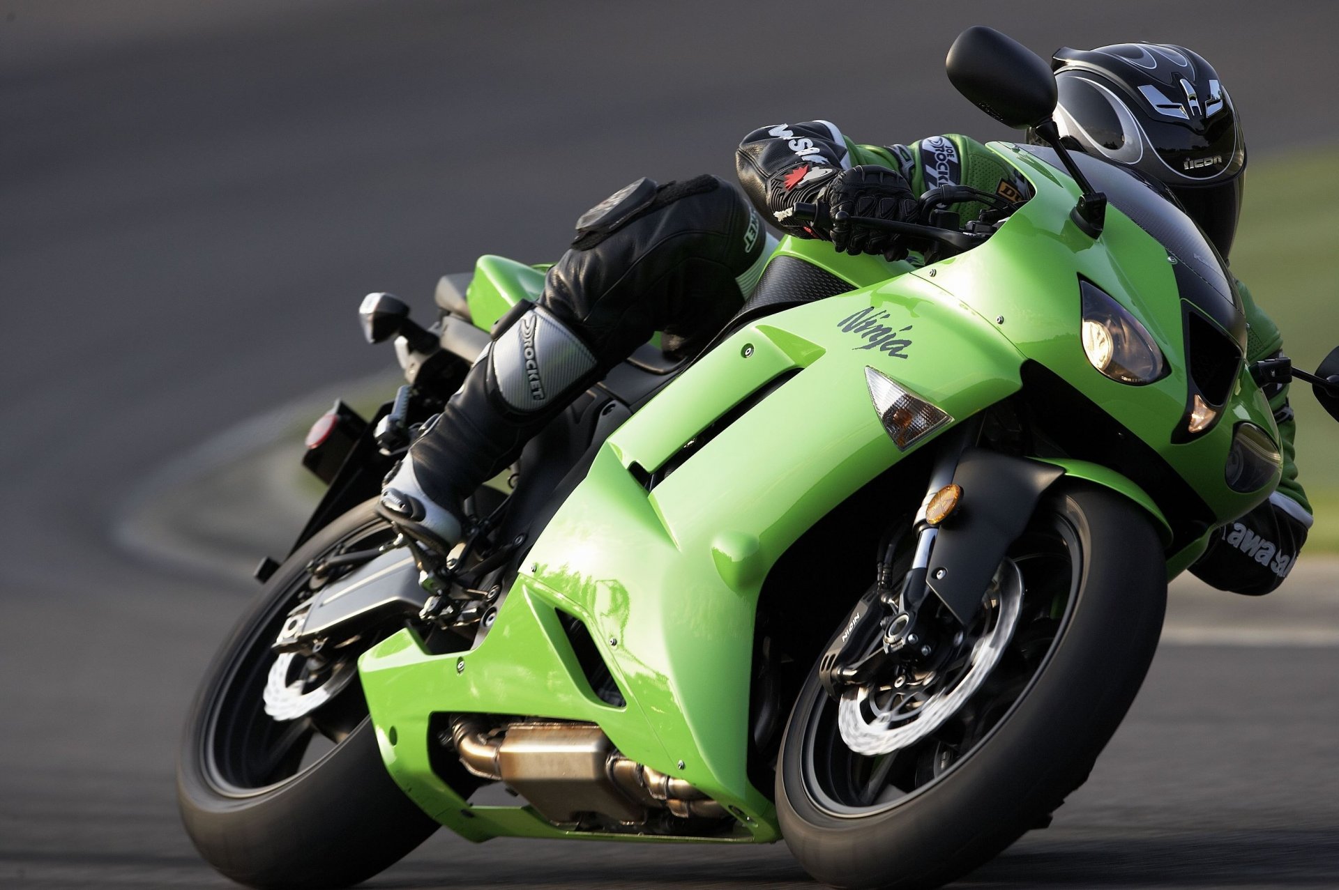 kawasaki zx-6r 2008 zx-r ninja sport bike motorcycle moto kawasaki ninja green sport motorsport racing motorbike hi-tech bike men motor transport