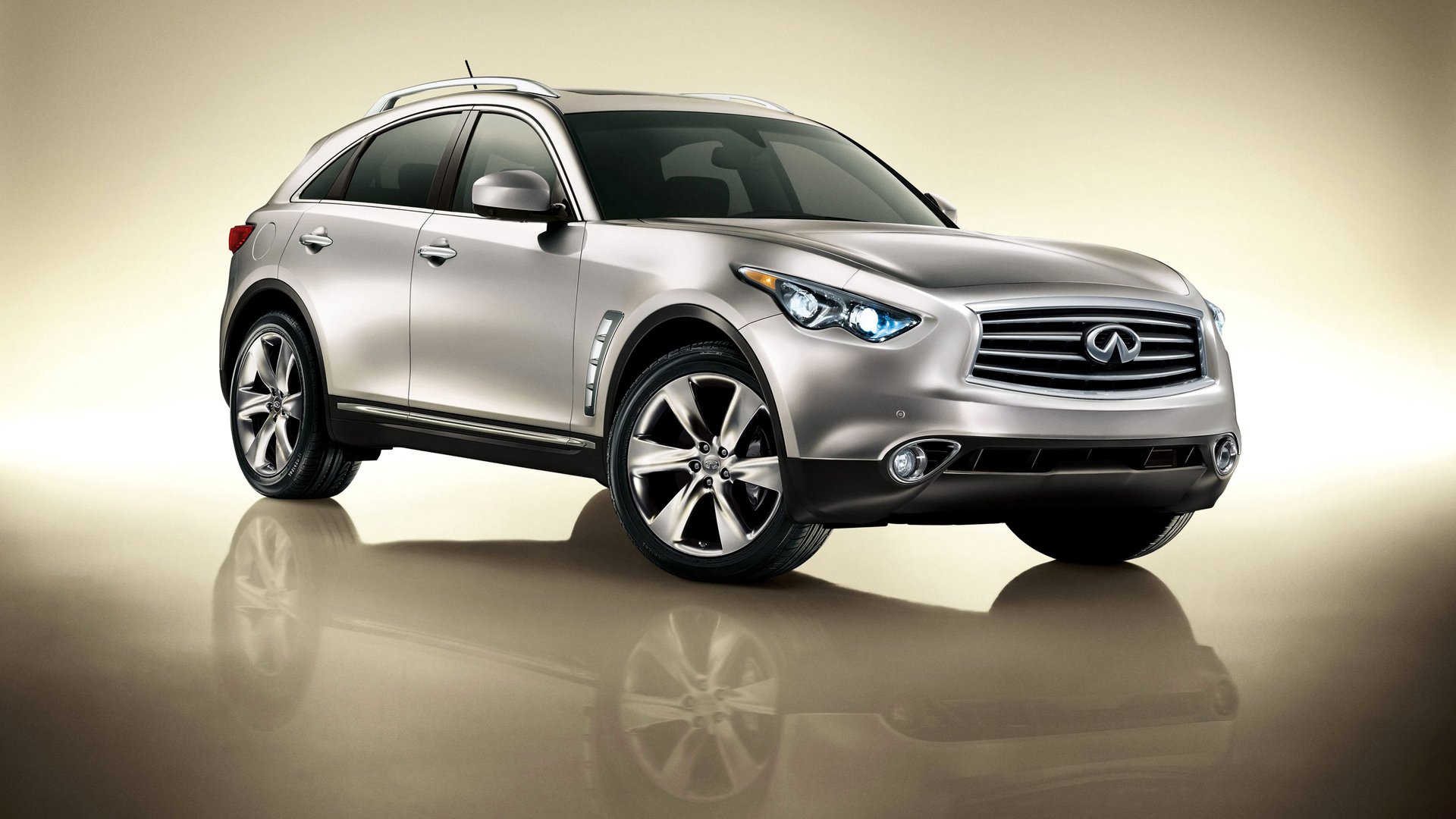 infiniti fx35 räder fließheck scheinwerfer suv sport utility vehicle