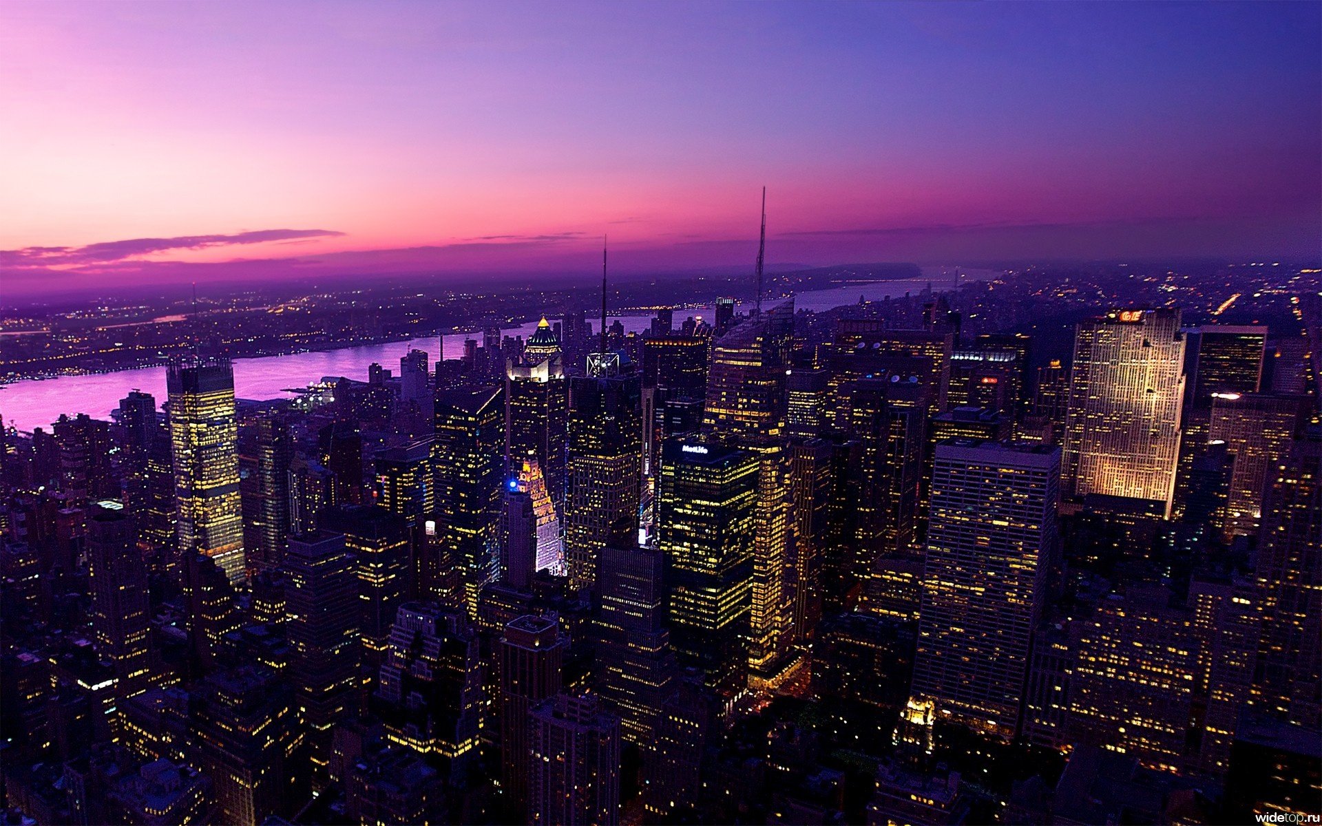 new york skyscrapers the city the sky river lights pink sky megapolis night the night sky the lights of the city