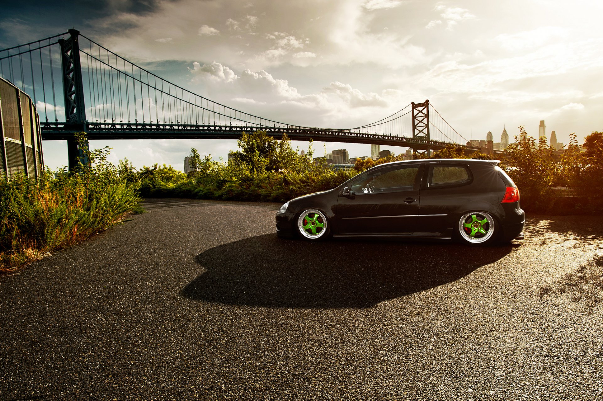 volkswagen golf mk5 schwarz position volkswagen stadt brücke