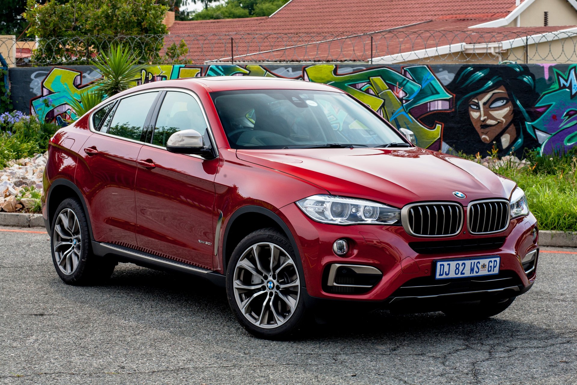 2015 bmw x6 napęd na wszystkie koła m sport za-spec f16 bmw grafitowy płot cierń asfalt