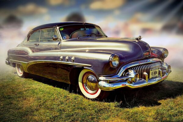 Retro Auto buick buck klassische Auberginenfarbe