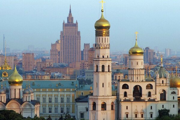 Красивый пейзаж в городе москва