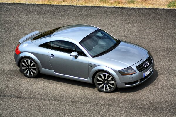 Silver Audi tt sports car